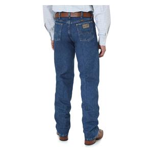 Wrangler Men's George Strait Cowboy Cut Slim Fit Jean in Heavyweight S – Branded Country Wear Wrangler Men's George Strait Cowboy Cut Slim Fit Jean in Heavyweight S – Branded Country Wear
