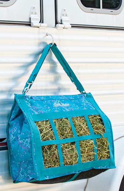 classic equine top load hay bolsa