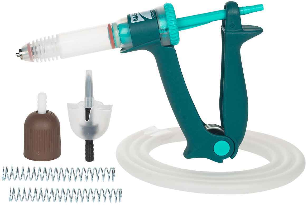 Koehn Long Shot Extended Pole Syringe With 30cc Syringe – For Cattle, Sheep, Goats, Livestock