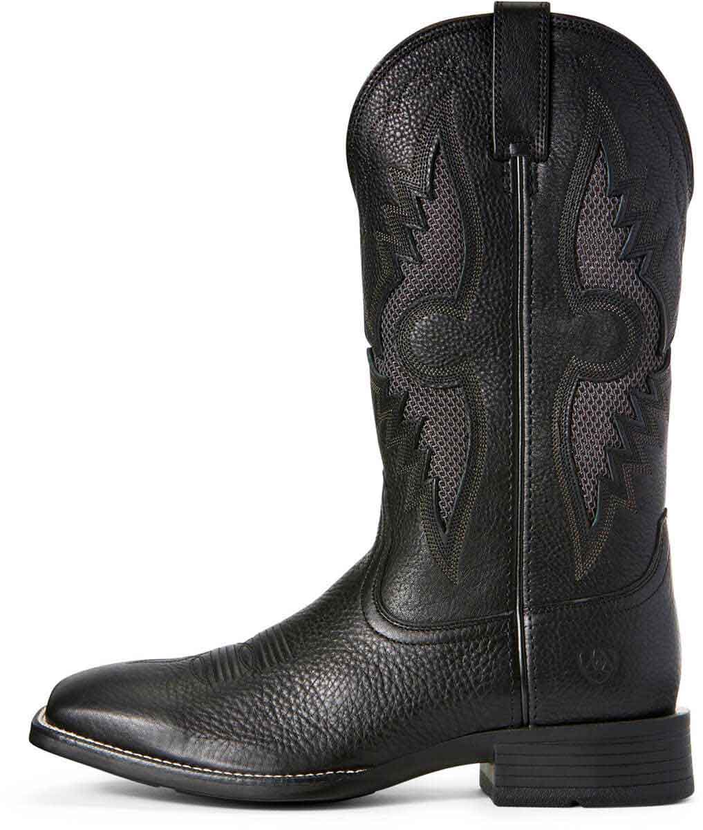 cowboy boots black pants