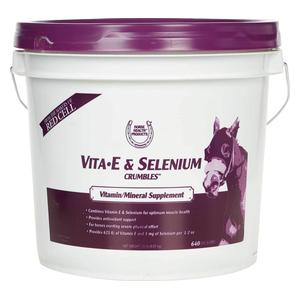 Vita E and Selenium Crumbles for Horses 20 lb (640 days) - Item # 46764