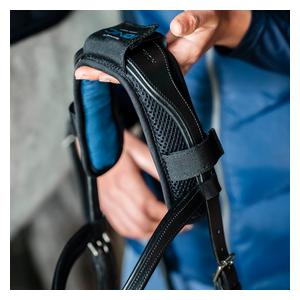 Ionic Therapy Horse Poll Cover Black - Item # 52586